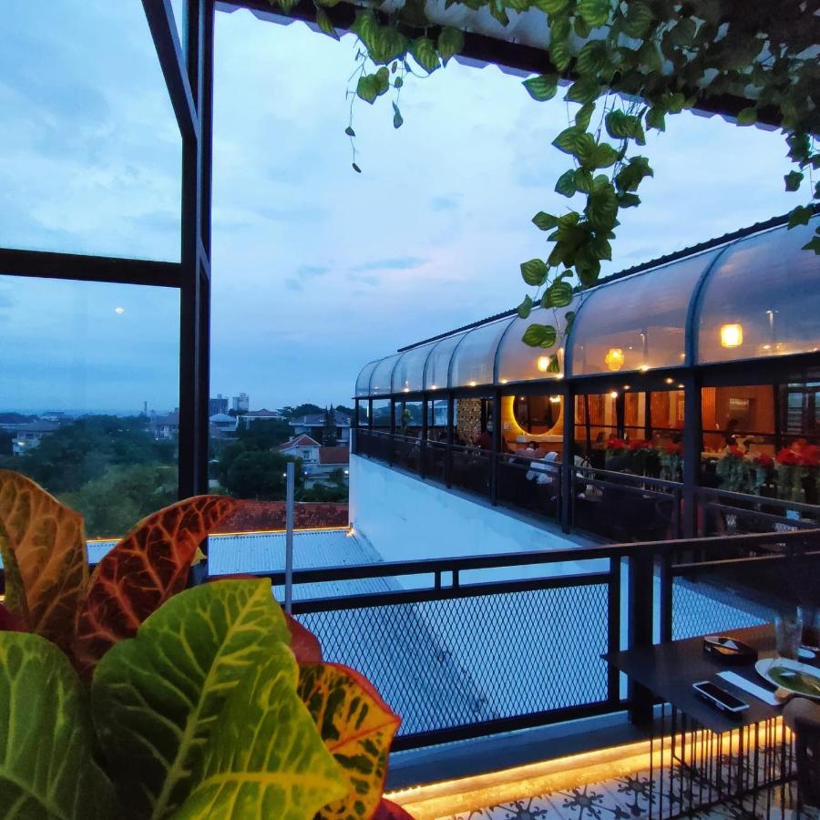 Kala Hotel Semarang Jomblang ภายนอก รูปภาพ